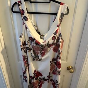 VENUS Backless Floral Dress - Red and White